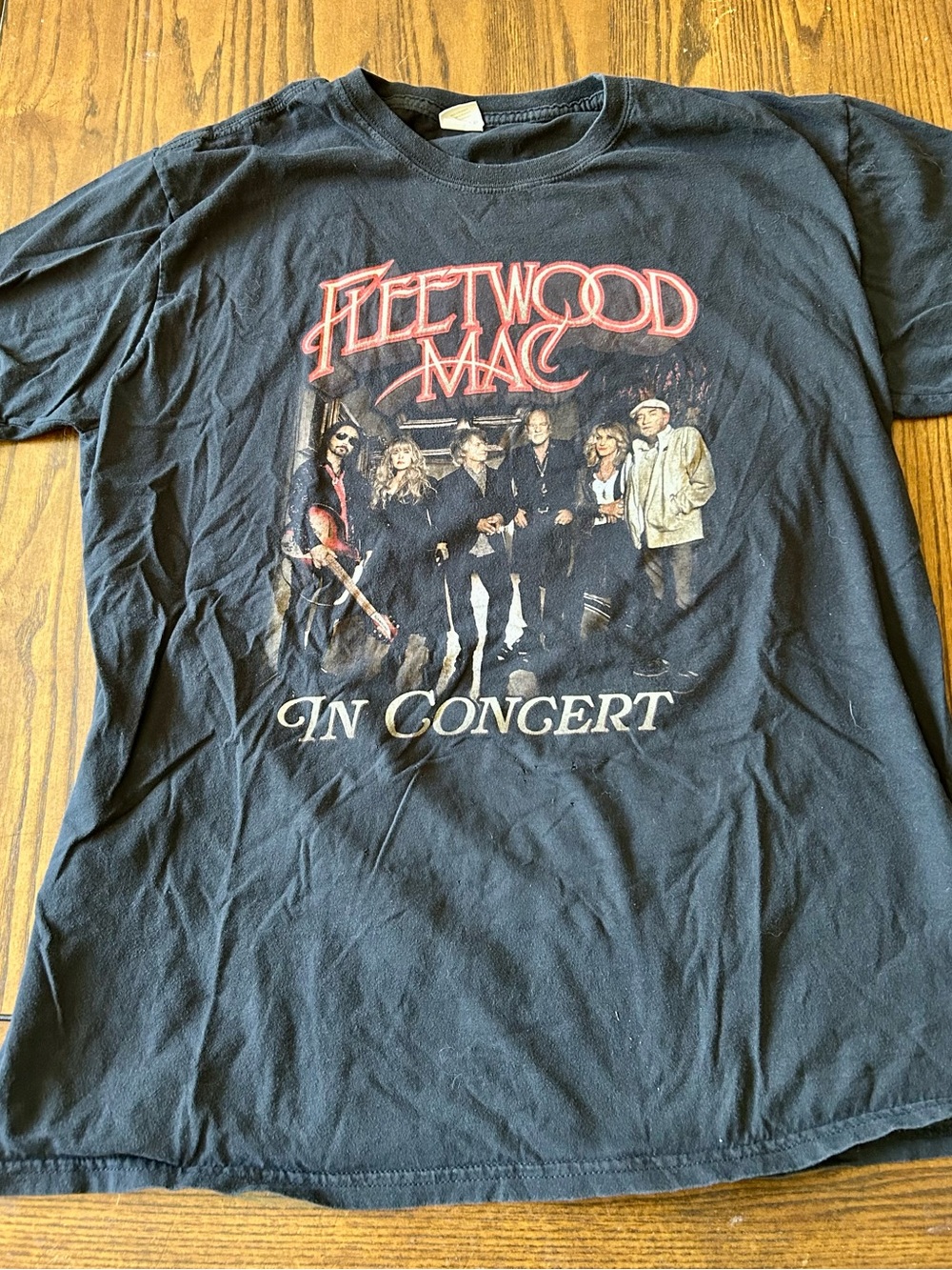 Fleetwood Mac 'In Concert' Black Graphic Tee - XL